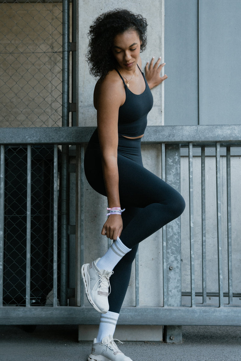 now Matching Airlift bra tank - black