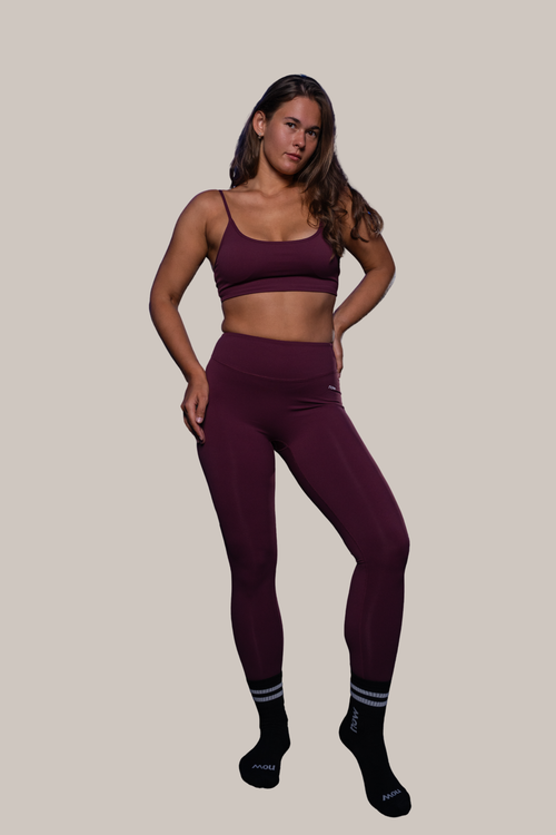 now Matching Softsculpt bra & leggings - dark violett
